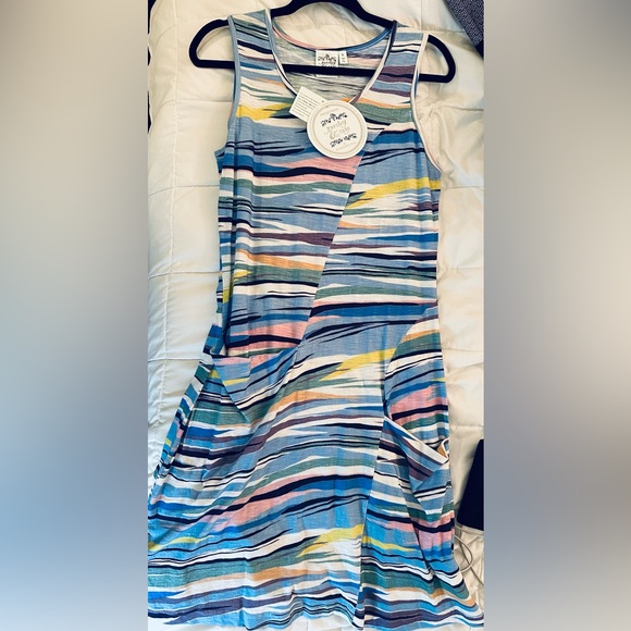 Summery T-shirt Dress Tank A-Line midi shift in muted tones. Sz S NWT 18” p2p - Picture 1 of 3